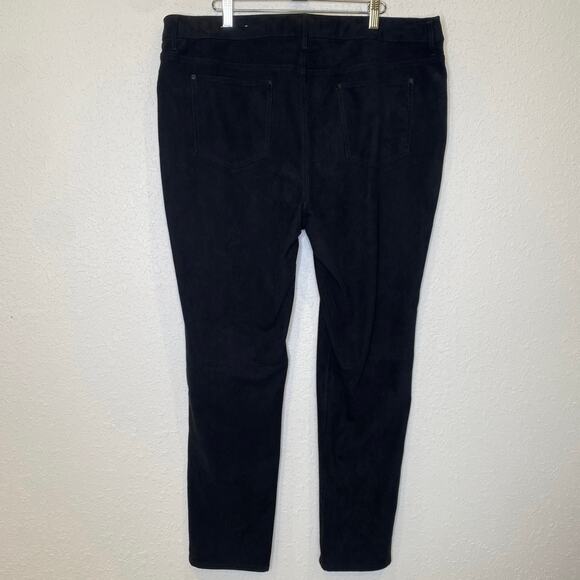 Chico’s Black Sueded Straight Leg Pants Pull On w/ Button EUC Sz 16 Polyester - Picture 5 of 14